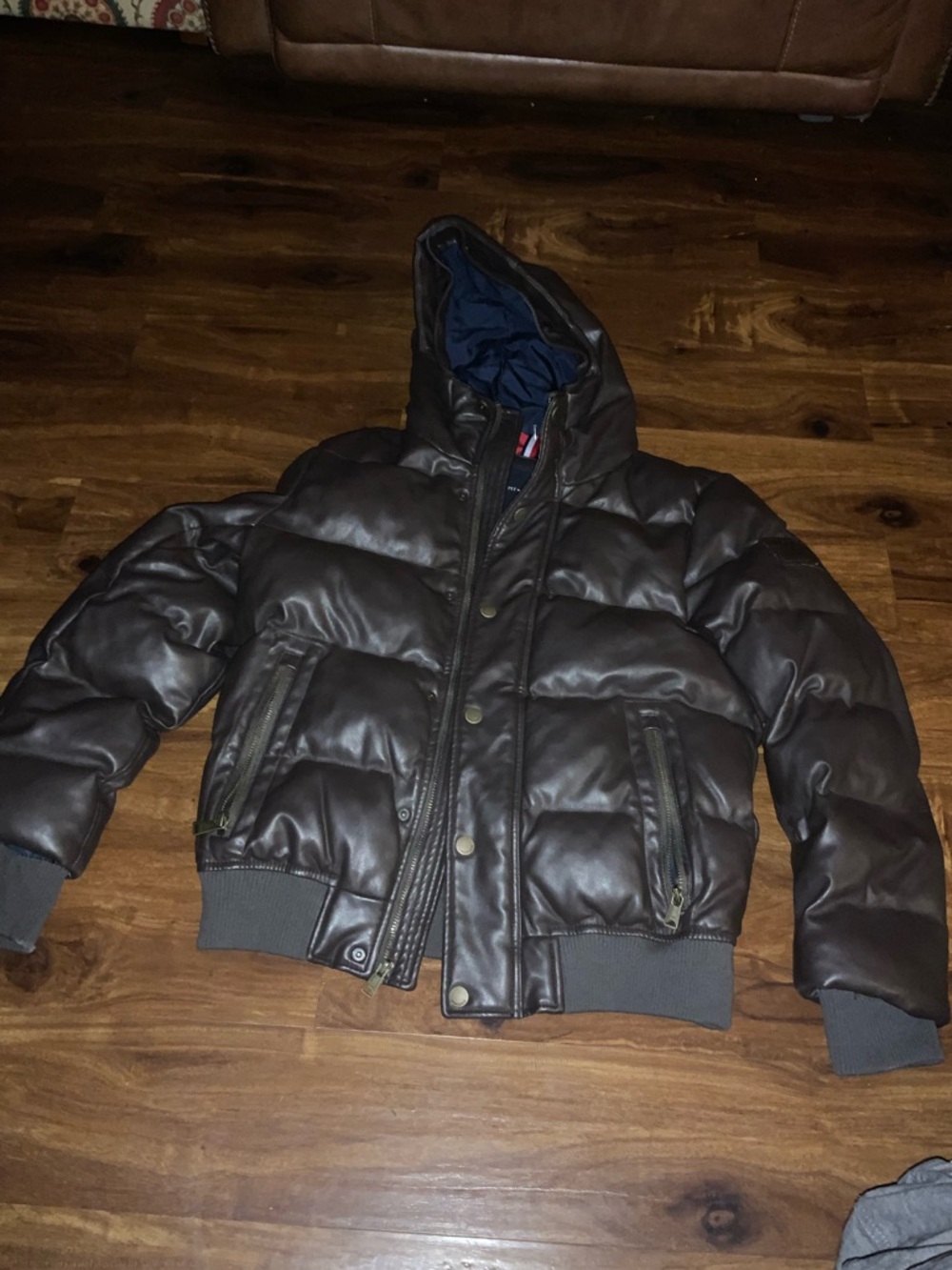Tommy Hilfiger Hooded Puffer Jacket. Brand new never worn. Super mint condition.